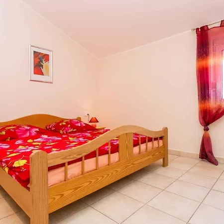 In Silo/insel Krk 13488 Apartment